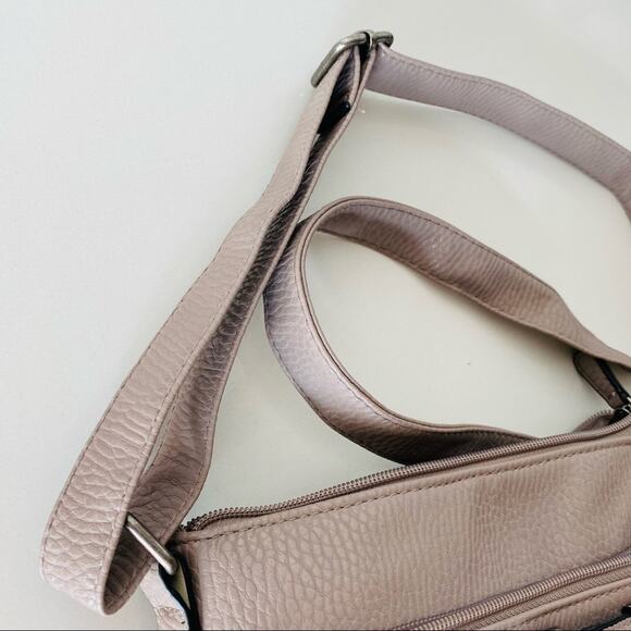 NEW STYLE & CO Beige Tan Vegan Faux Pebble Leather Crossbody Buckle Bag Purse - Picture 5 of 12